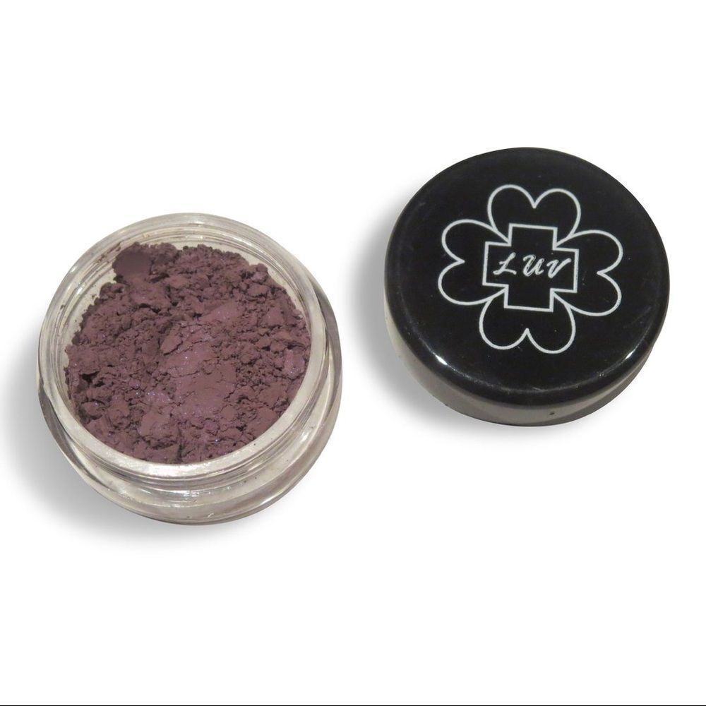 3/$20💘 LUV + CO Loose Mineral Pigment in Sultry